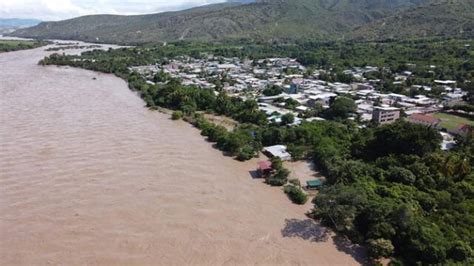 Amazonas R O Mara N Se Desborda E Inunda Ciudades Lrnd Sociedad