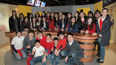 Alumnos Del Colegio Big Ben Visitaron Canal 7 Radio Panorama Y Diario