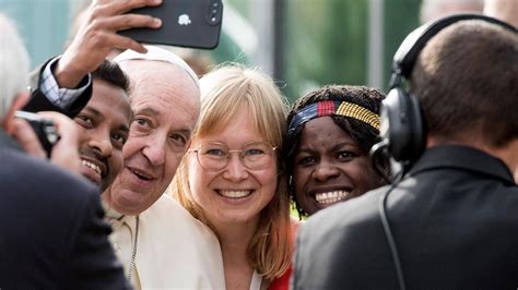 Kirche Und Leben De Papst Bald Bei Disney Zu Sehen Franziskus