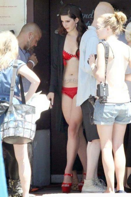 Retro Bikini Lana Del Rey Slips Into A “red Bikini On The Set Of Music Video In Los Angeles