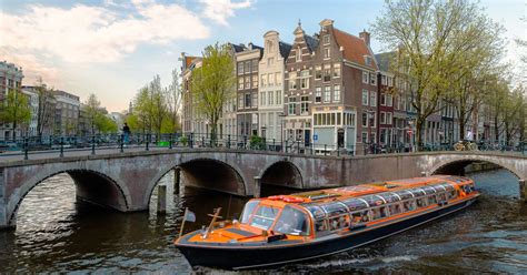 Canal cruises, boats & rides in the Netherlands