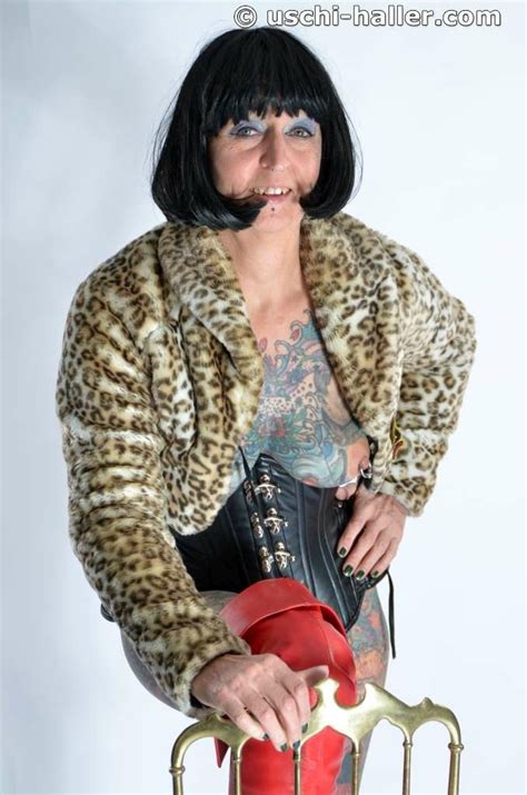 Photo Shoot With Full Body Tattooed MILF Cleo Pics XHamster