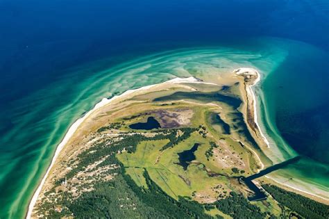 Luftaufnahme Born am Darß Sandbank Landfläche durch Strömungen unter