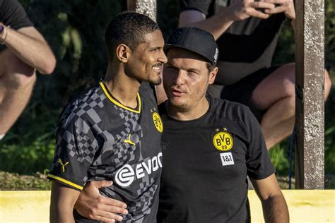 Vidéo Sébastien Haller Fait Son Retour Sous Les Couleurs Du Borussia