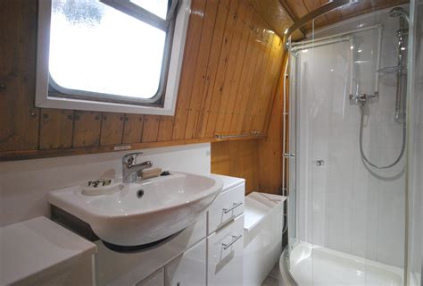 Perserverance 55ft Cruiser Stern Narrowboat - Middlewich Wharf