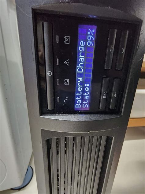 APC Smart-UPS 2200, Computers & Tech, Parts & Accessories, Computer ...