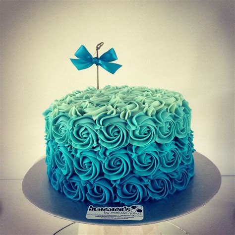 Blue cake | Blue cakes, Cake, Desserts