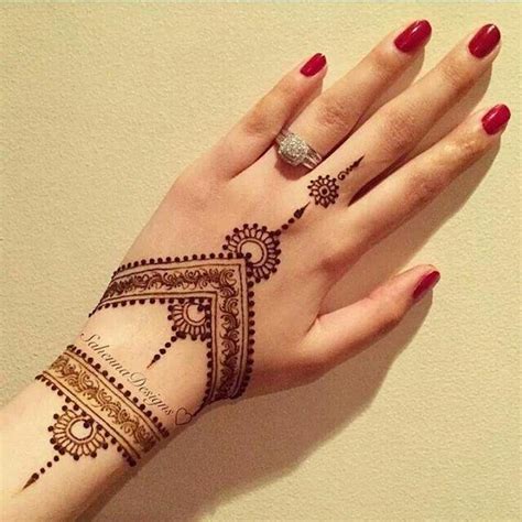 Triangle Mehndi Design Triangle Henna Mehndi Dulhan Mehandi Designs Pattern