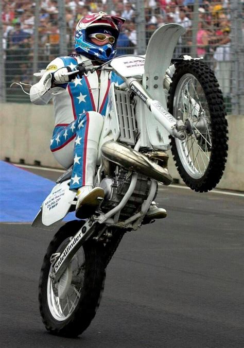 Robbie Knievel, daredevil son of Evel Knievel, dies at 60 - Greater ...