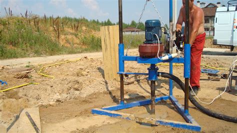 Бурение скважин с обустройством купить- бурение на воду, очистка воды ...