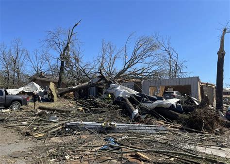 Si Aggrava Il Bilancio Dei Tornado Nel Sud Degli Stati Uniti Almeno