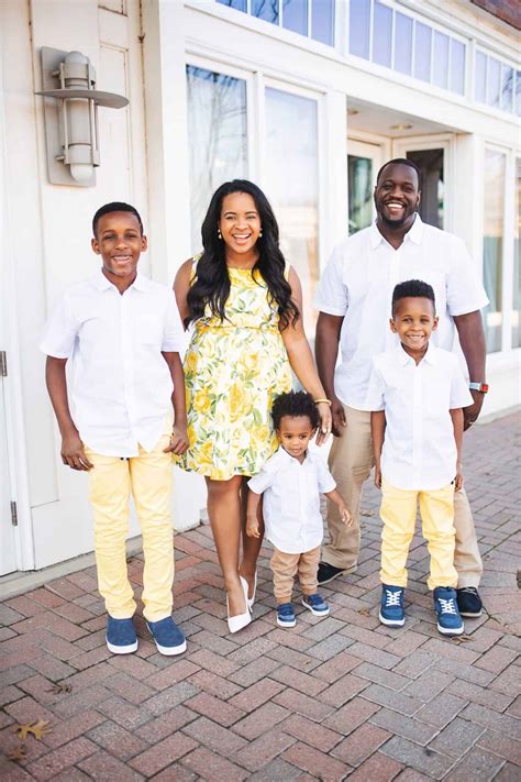 Matching Family Outfits for Spring | Dallas fashion | Glamorous Versatility