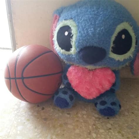 Stitch HOLDING Heart, Hobbies & Toys, Toys & Games on Carousell