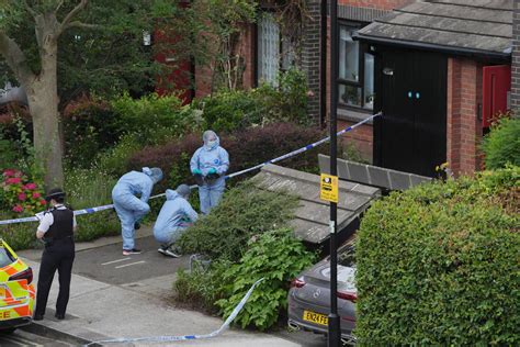 Armed Police Arrest Man After Human Remains Found In Suitcases At Bristols Clifton Suspension