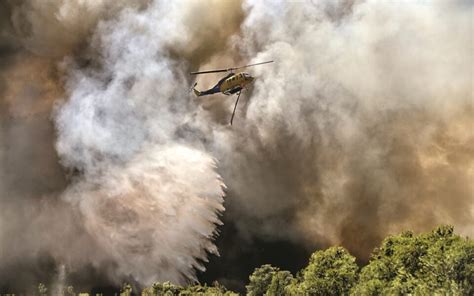 Wildfire Breaks Out In Evia Evacuations Ordered Ekathimerini