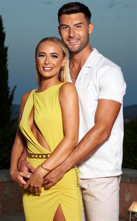 Photos From Love Island Relationship Status Check Which Couples Are