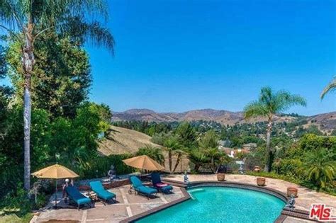 Photos Erin Brockovich Lists California Home For 235 Million Abc7