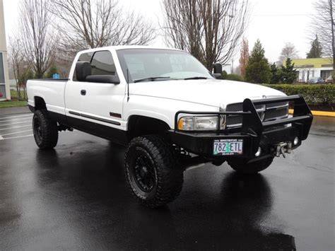 2002 Dodge Ram 2500 Slt 4x4 59l Diesel 5 Speed Manual Lng Bed