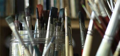 How to know the right Paintbrush to pick as an artist? | The Art and Beyond