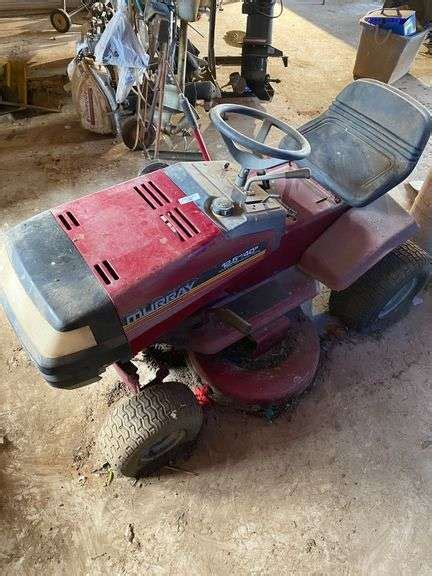 Murray Riding mower - West Central Auction Company