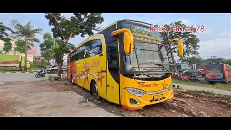 2 Bus Lawas Menghiasi Loket Sempati Star Palembang Kembar Bus Nya