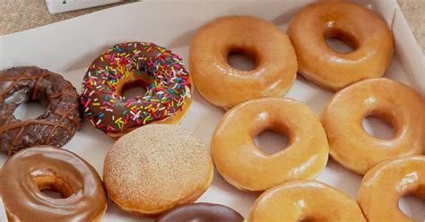 Krispy Kreme Celebra El Dia De Las Docenas Con Donuts A 1