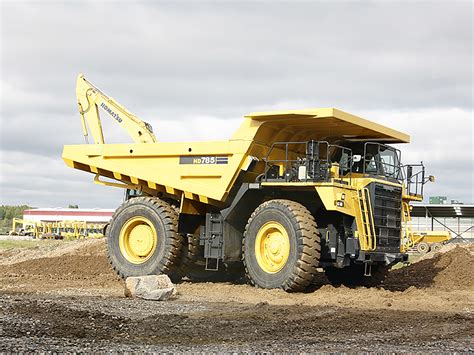 Komatsu Hd