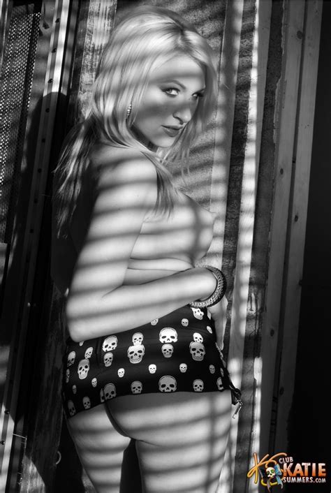 Blonde Hottie Katie Summers Flashing Her Tits Behind The Window 10 Photos