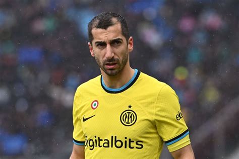 Henrikh Mkhitaryan Likely To Start Vs Man City