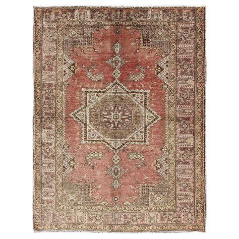 Vintage Turkish Oushak Rug With Medallion And Flowers In Taupe Ivory