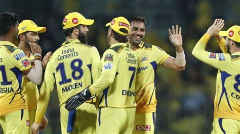 Ipl 2023 Csk ने प्ले ऑफ की तरफ बढ़ाया एक और कदम Dc की उम्मीदें हुई