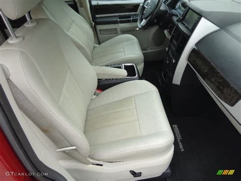 Dark Slate Gray/Light Shale Interior 2010 Dodge Grand Caravan SXT Photo ...