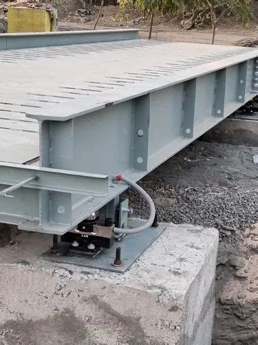 Pitless Concrete Weighbridge Load Capacity 120 Ton Weighing Capacity