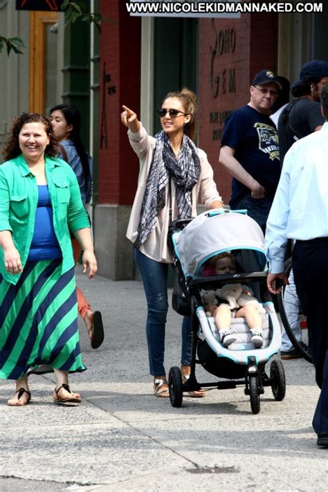 Jessica Alba Nyc High Resolution Beautiful Posing Hot Babe Nude Celebrities Mobile