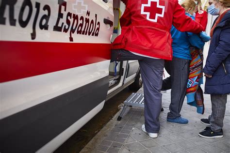 Cruz Roja atiende a 2 8 millones de personas en España durante la