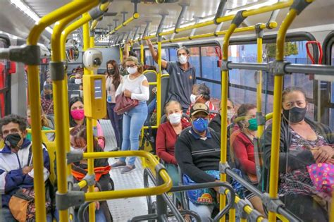 Em Terminal Nibus N O Sai Lotado E Medo Caminha Passageiros