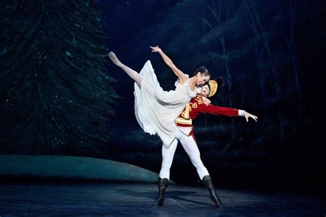 Nutcracker English National Ballet