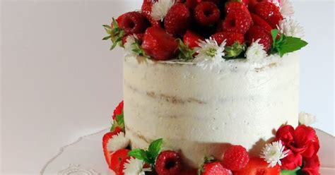 Naked Cake Aux Fraises Coulis De Fruits Confiture Fraise Confiture