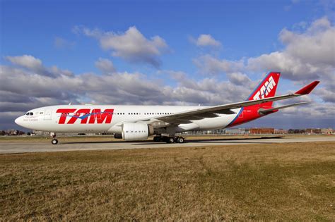 Flyingphotos Magazine News TAM Airlines Expands Madrid Operation June