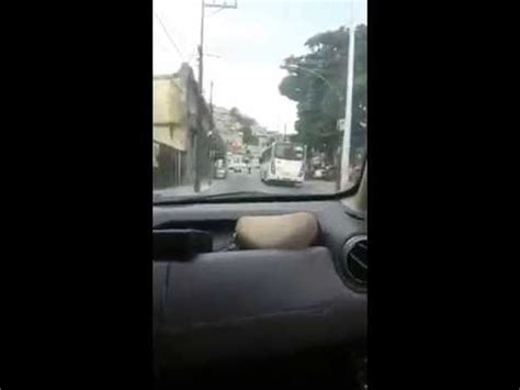 Pm Que Atua No Complexo Da Mar Acaricia O Fuzil E Diz Que Vai Fazer