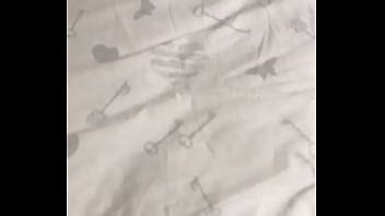 Puta Jugando Con Sus Tetas Y Luego Parpadeando XVIDEOS