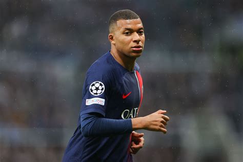 Kylian Mbappé wants to leave PSG in 2024 Real Madrid attentive The