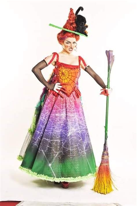 Pin by asasouki on SHREK THE MUSICAL | Shrek costume, Queen costume, Shrek