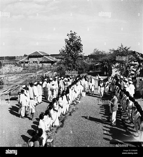 Students Of Mahila Ashram Meet Mahatma Gandhi In Front Of His Hut At