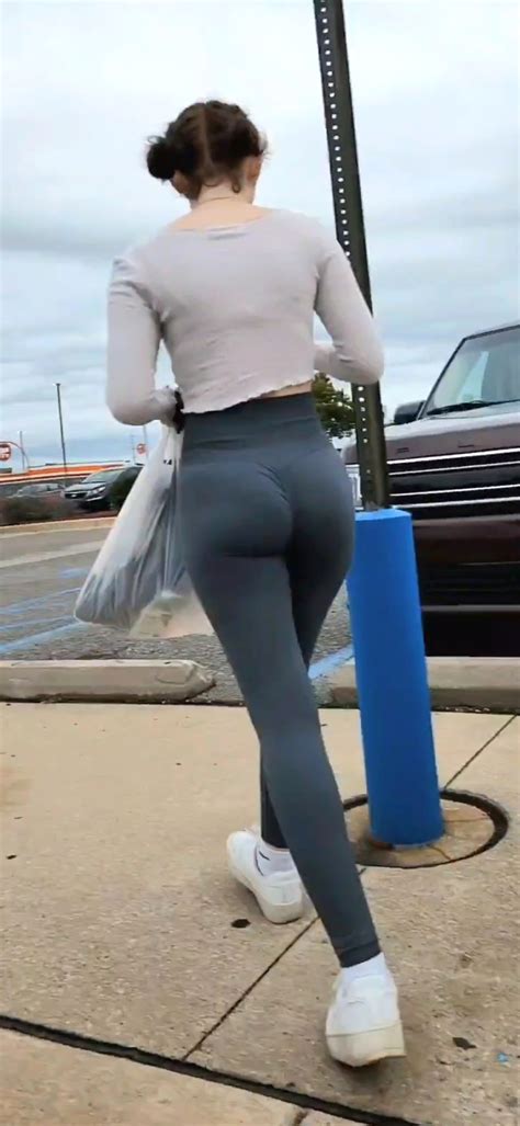 Teen In Tight Gray Legging Very Close Upshot 💣 Spandex Leggings