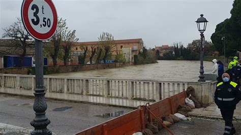 Maltempo Senigallia Allarme Per Fiume Misa In Piena YouTube