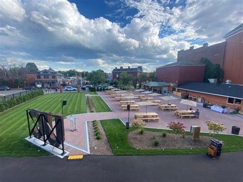 Uticas Mattsaranac Brewery Unveils New Outdoor Biergarten