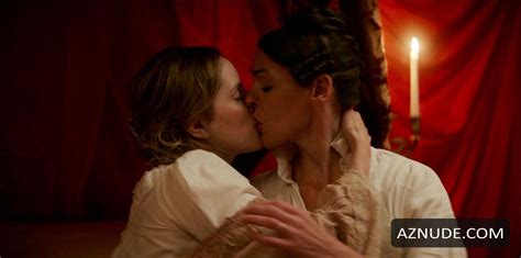 SOPHIE RUNDLE Nude AZNude