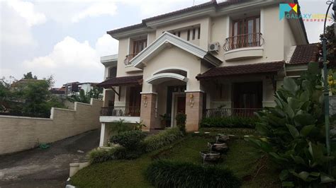 Dijual Cepat Rumah Lux Dalam Komplek Elite Di Dago Jl Tubagus Ismail