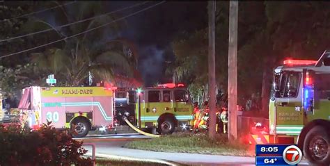 Bathtub Falls Onto 3 Firefighters Battling Blaze At Abandoned Home In